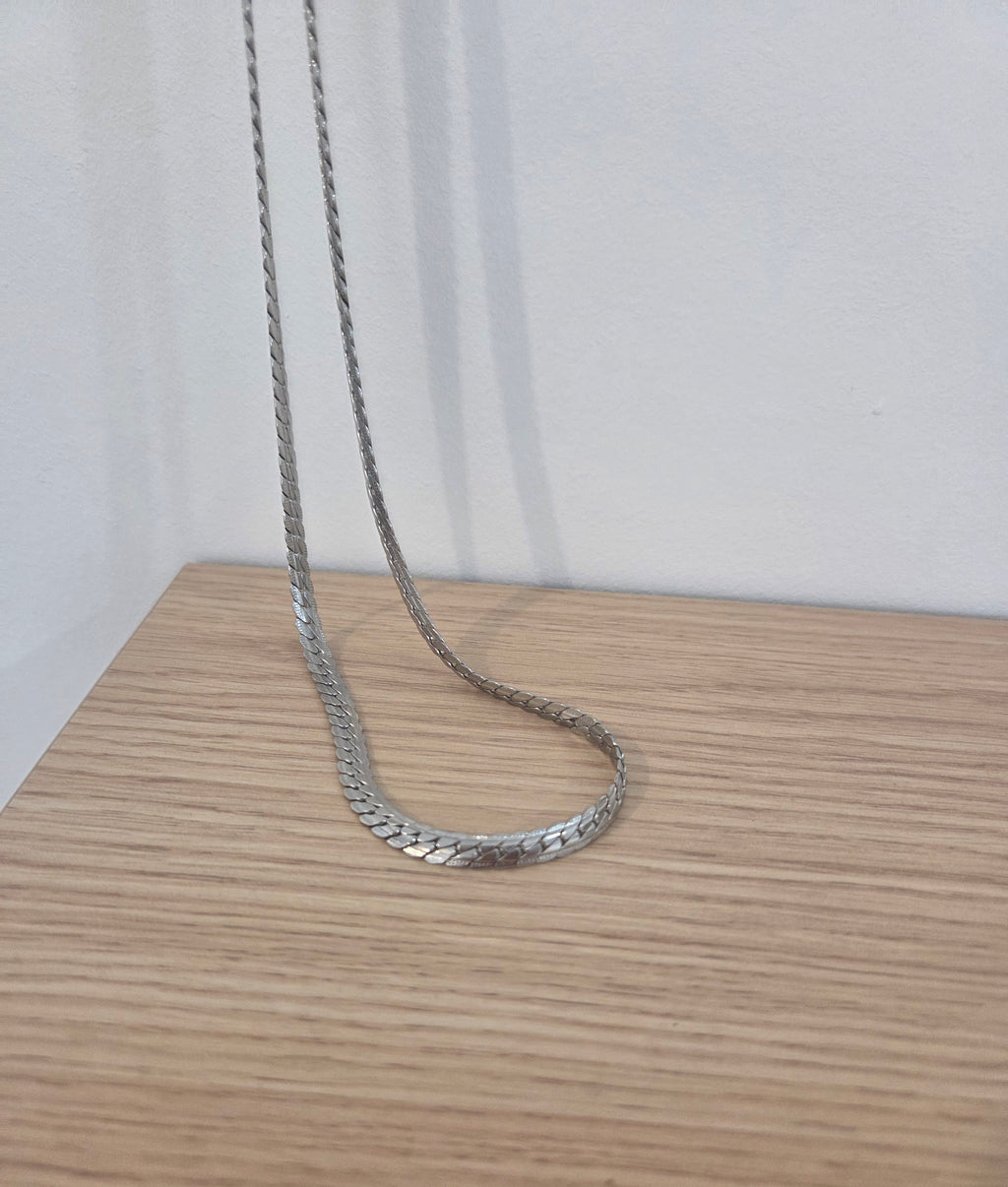 Collier Chaîne Serpent Argentée — Acier Titane | 62 cm